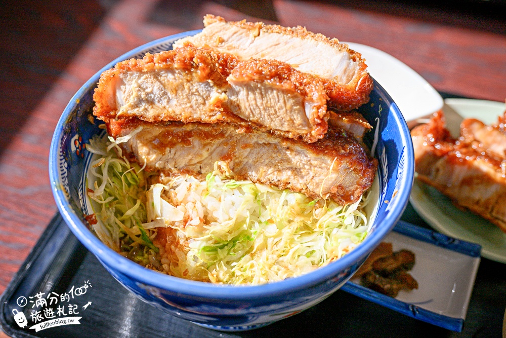 會津若松美食【Murai醬汁豬排】福島最浮誇的豬排丼飯,絕對厚實一口入魂! 會津若松美食【Murai醬汁豬排】福島最浮誇的豬排丼飯,絕對厚實一口入魂!