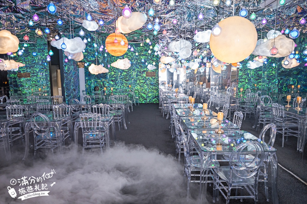 台南【萬霧小籠湯包專賣店】霧裡吃小籠包超浮誇,沉浸式藝術攝影棚就像在拍MV!