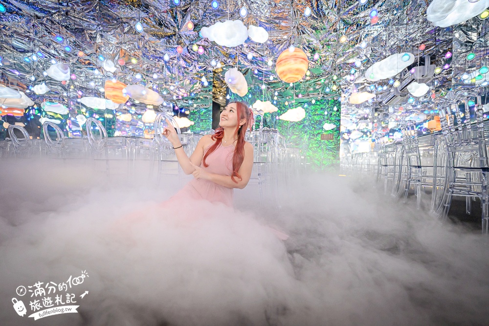 台南【萬霧小籠湯包專賣店】霧裡吃小籠包超浮誇,沉浸式藝術攝影棚就像在拍MV!
