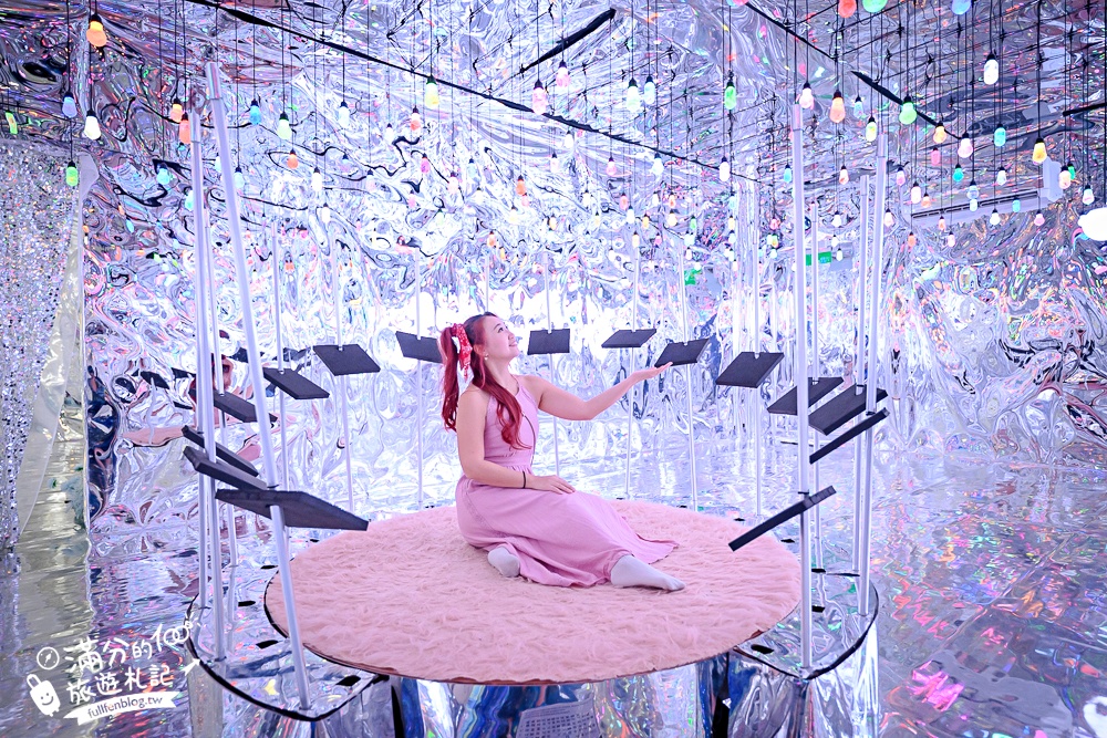 台南【萬霧小籠湯包專賣店】霧裡吃小籠包超浮誇,沉浸式藝術攝影棚就像在拍MV!