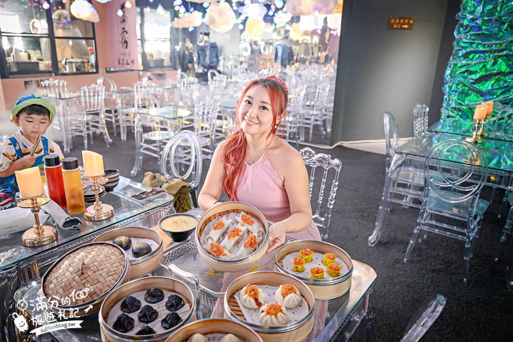 台南【萬霧小籠湯包專賣店】霧裡吃小籠包超浮誇,沉浸式藝術攝影棚就像在拍MV!