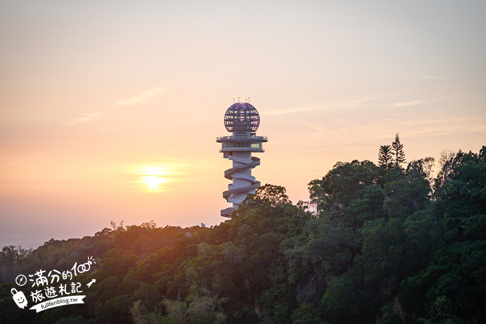 南投景點【松柏嶺受天宮】海拔400公尺的廟宇宮殿，同時看彰化南投,全新龜蛇立體彩繪地景好震撼~180度超廣角觀景視野!