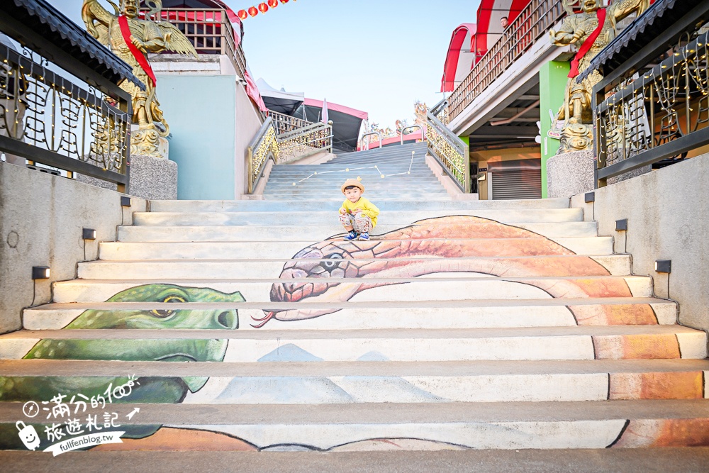 南投景點【松柏嶺受天宮】海拔400公尺的廟宇宮殿，同時看彰化南投,全新龜蛇立體彩繪地景好震撼~180度超廣角觀景視野!