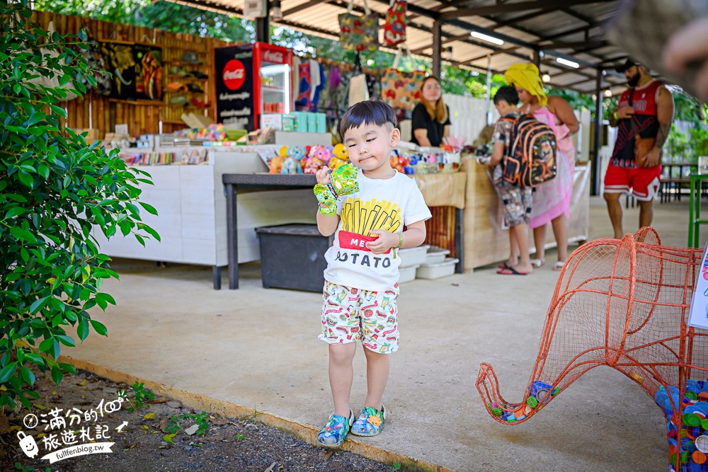 普吉島必玩【普吉島大象叢林保護區】來場與大象的溫柔相遇,幫大象洗澡戲水,餵大象吃香蕉.甘蔗和手作飯糰! 普吉島必玩【普吉島大象叢林保護區】來場與大象的溫柔相遇,幫大象洗澡戲水,餵大象吃香蕉.甘蔗和手作飯糰!