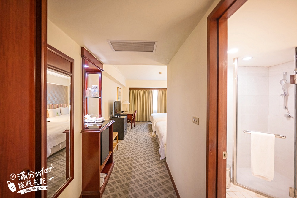 【高雄福華大飯店】高雄最懂度假的城市飯店～結合質感住宿.精品購物和國際料理,讓你愛上慢步調的節奏!