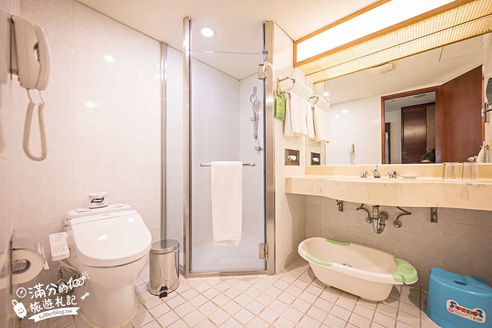 【高雄福華大飯店】高雄最懂度假的城市飯店～結合質感住宿.精品購物和國際料理,讓你愛上慢步調的節奏!