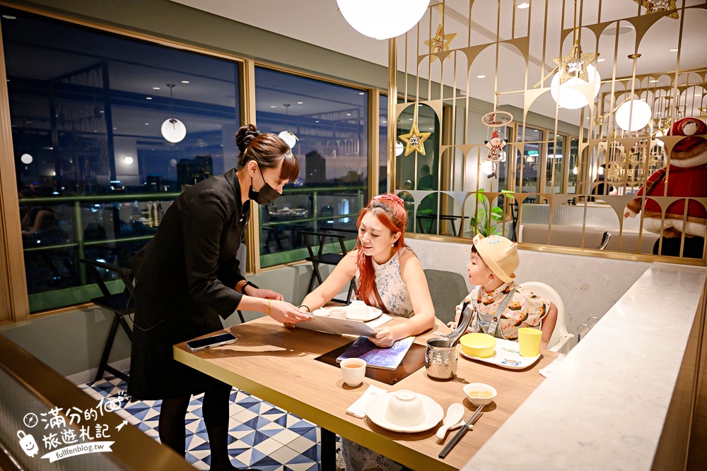 【高雄福華大飯店】高雄最懂度假的城市飯店～結合質感住宿.精品購物和國際料理,讓你愛上慢步調的節奏!