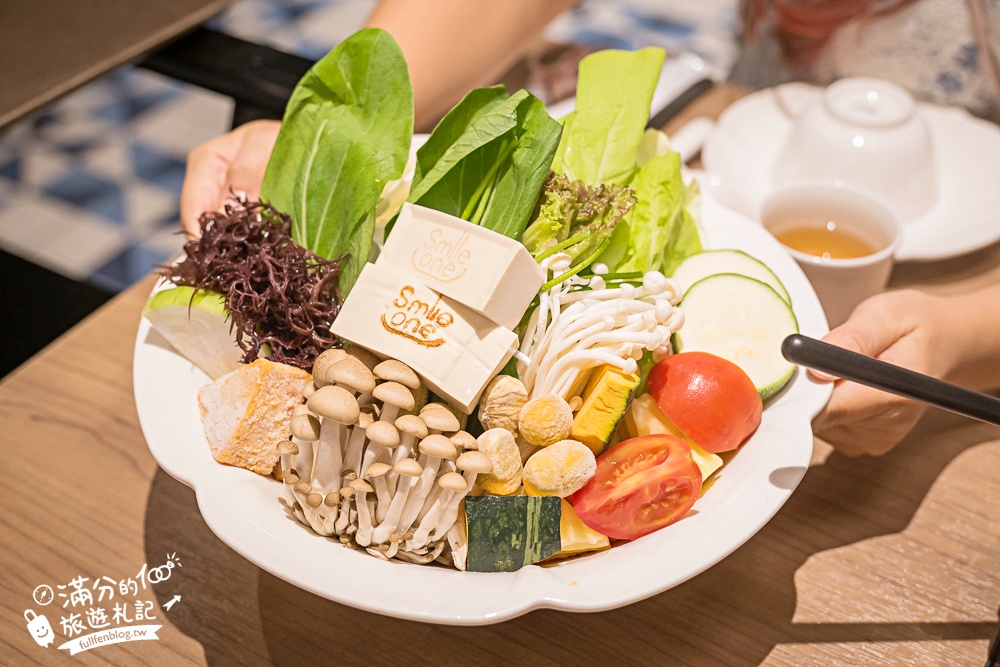 【高雄福華大飯店】高雄最懂度假的城市飯店～結合質感住宿.精品購物和國際料理,讓你愛上慢步調的節奏!