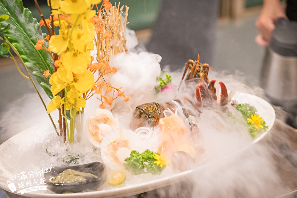 【高雄福華大飯店】高雄最懂度假的城市飯店～結合質感住宿.精品購物和國際料理,讓你愛上慢步調的節奏!