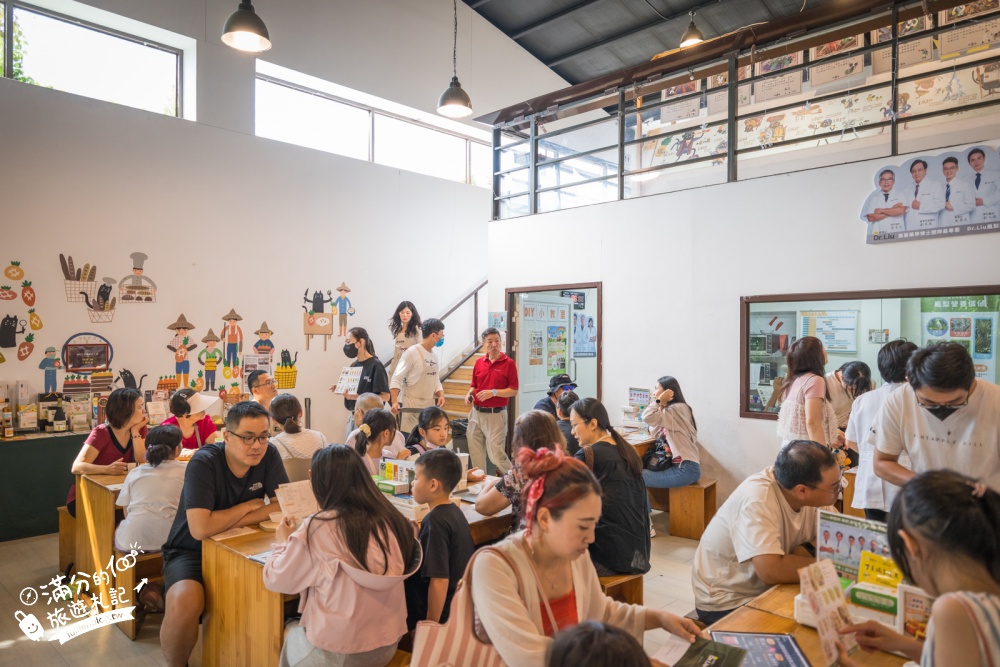 嘉義民雄景點【旺萊山鳳梨文化園區】免門票鳳梨觀光工廠,整顆鳳梨酥免費吃,漫步在700公頃的鳳梨田裡