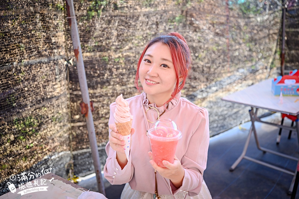 【草莓世界】台中免門票親子草莓園.超大高架草莓&地植草莓,還能玩拍草莓公仔吃草莓料理! 【草莓世界】台中免門票親子草莓園.超大高架草莓&地植草莓,還能玩拍草莓公仔吃草莓料理!