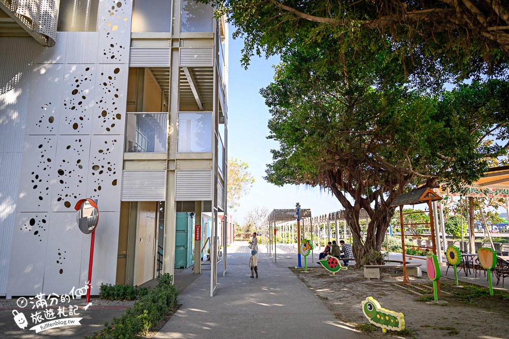 台中新景點【清水休閒觀光園區】免門票黃金稻穗展示館,彩虹列車.互動遊戲趣味十足! 台中新景點【清水休閒觀光園區】免門票黃金稻穗展示館,彩虹列車.互動遊戲趣味十足!