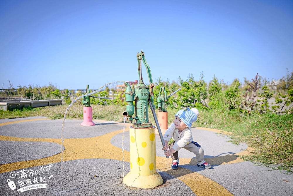 台中新景點【清水休閒觀光園區】免門票黃金稻穗展示館,彩虹列車.互動遊戲趣味十足! 台中新景點【清水休閒觀光園區】免門票黃金稻穗展示館,彩虹列車.互動遊戲趣味十足!