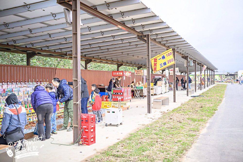 苗栗新景點【百變影城文創園區】太陽城文創園區後龍最新地標,懷舊主題拍攝基地,卡哇伊太陽海賊船超吸睛! 苗栗新景點【百變影城文創園區】太陽城文創園區後龍最新地標,懷舊主題拍攝基地,卡哇伊太陽海賊船超吸睛!