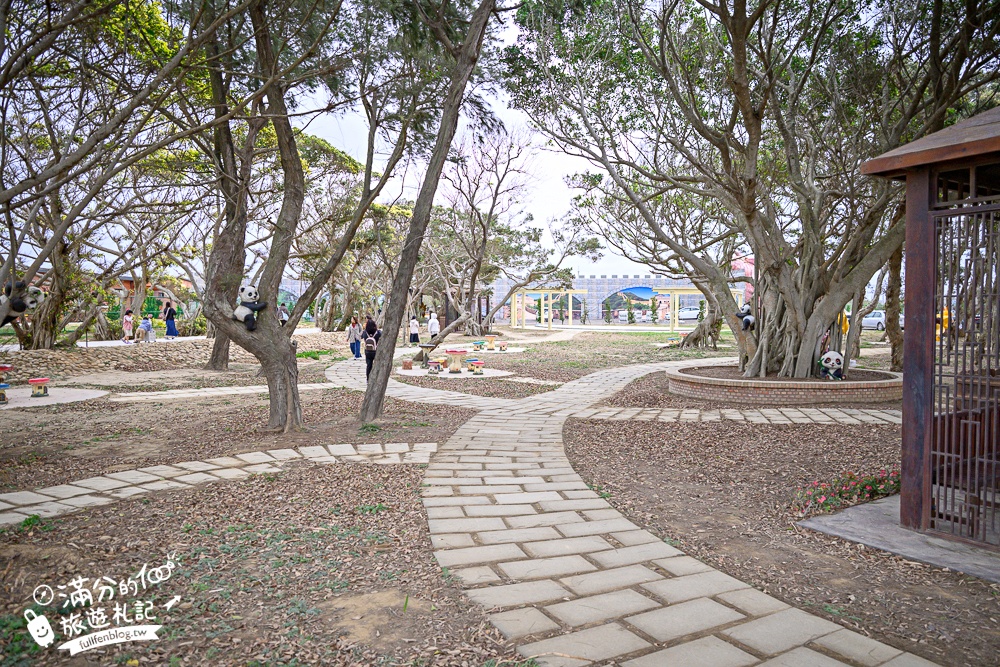 苗栗新景點【百變影城文創園區】太陽城文創園區後龍最新地標,懷舊主題拍攝基地,卡哇伊太陽海賊船超吸睛! 苗栗新景點【百變影城文創園區】太陽城文創園區後龍最新地標,懷舊主題拍攝基地,卡哇伊太陽海賊船超吸睛!