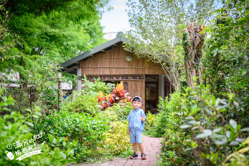 台中【田寮農莊】台中落羽松庭院餐廳,純樸鄉村風~療癒的水上蓮花池步道!