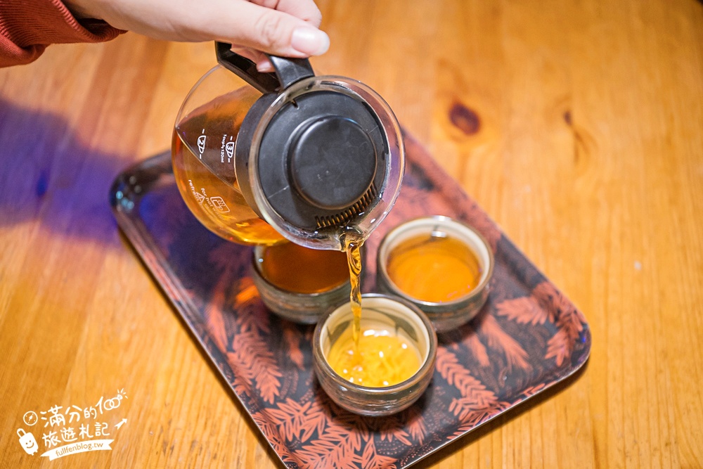 【小坂溫泉】萬里溫泉湯屋推薦,日式木造復古湯屋,天然牛奶色溫泉好放鬆!