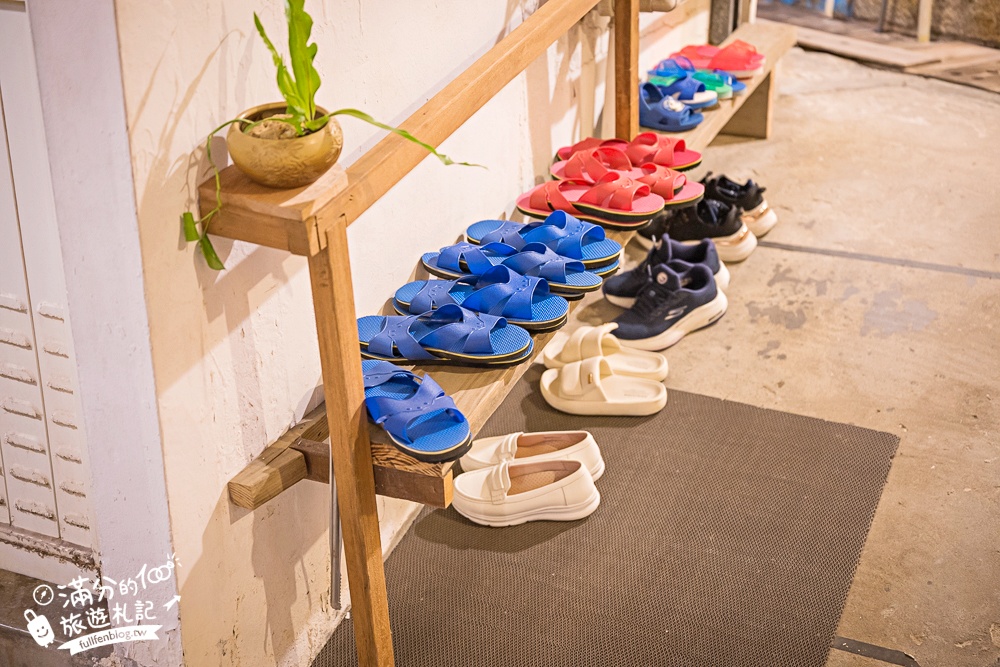 【小坂溫泉】萬里溫泉湯屋推薦,日式木造復古湯屋,天然牛奶色溫泉好放鬆!