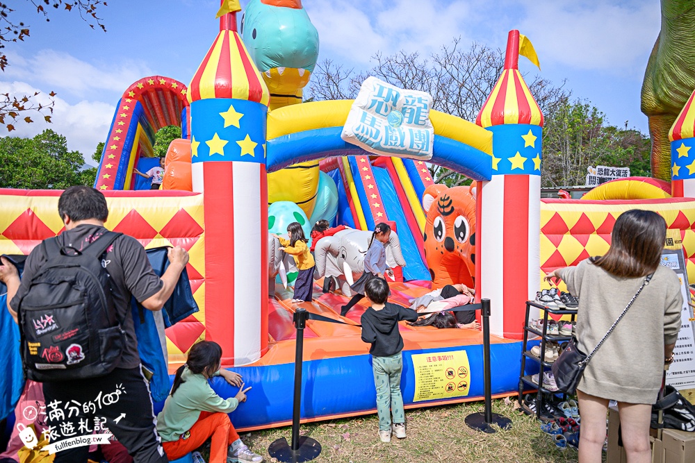 【恐龍大復活關渡探險樂園】1500坪的沉浸式恐龍世界,TOP4必玩恐龍互動體驗＆門票玩樂攻略!