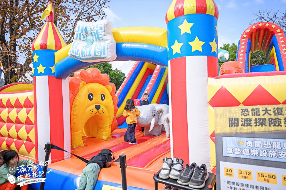 【恐龍大復活關渡探險樂園】1500坪的沉浸式恐龍世界,TOP4必玩恐龍互動體驗＆門票玩樂攻略!