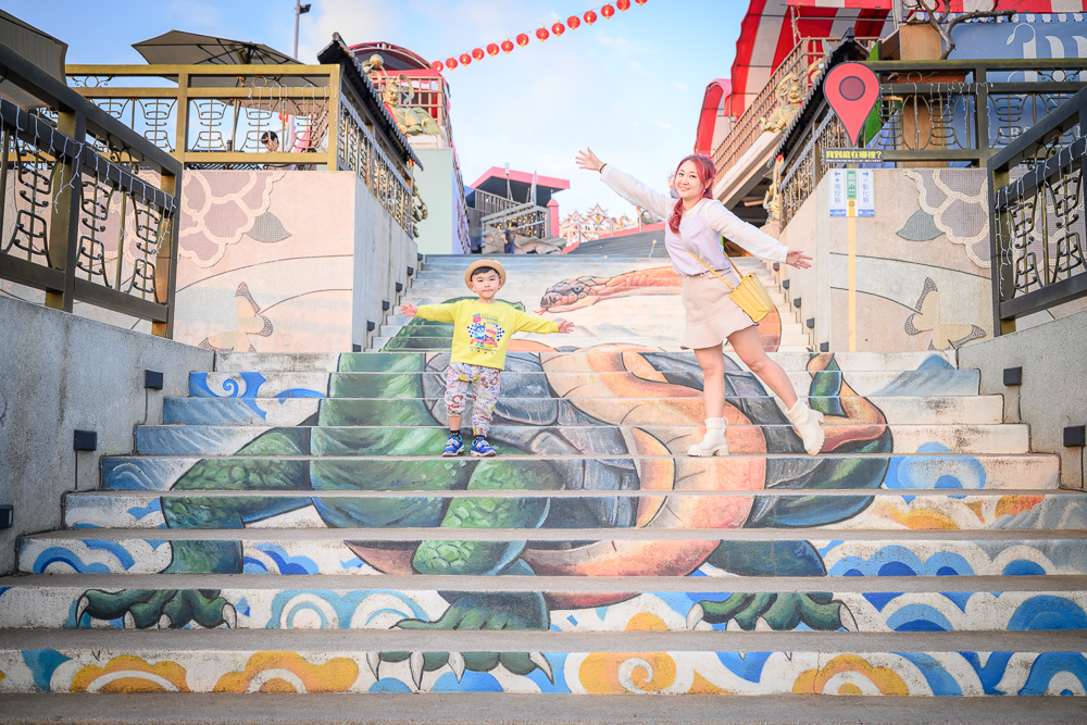 南投景點【松柏嶺受天宮】海拔400公尺的廟宇宮殿，同時看彰化南投,全新龜蛇立體彩繪地景好震撼~180度超廣角觀景視野!