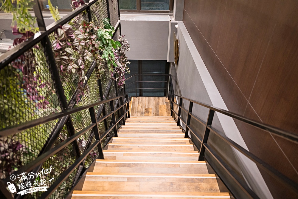 【泰鼎THA DING. 創意泰式料理】林口昕境廣場美食推薦.必吃金錢蝦餅.泰式酸辣生蝦&超鮮砲管! 【泰鼎THA DING. 創意泰式料理】林口昕境廣場美食推薦.必吃金錢蝦餅.泰式酸辣生蝦&超鮮砲管!