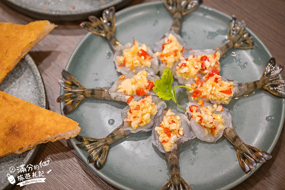 【泰鼎THA DING. 創意泰式料理】林口昕境廣場美食推薦.必吃金錢蝦餅.泰式酸辣生蝦&超鮮砲管! 【泰鼎THA DING. 創意泰式料理】林口昕境廣場美食推薦.必吃金錢蝦餅.泰式酸辣生蝦&超鮮砲管!