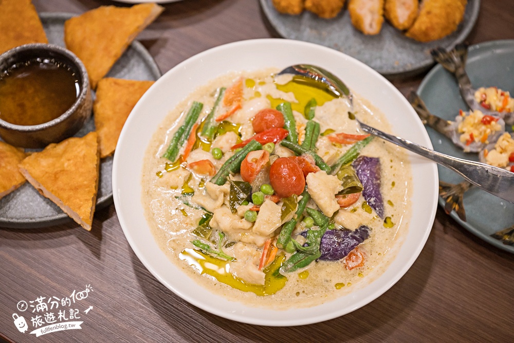 【泰鼎THA DING. 創意泰式料理】林口昕境廣場美食推薦.必吃金錢蝦餅.泰式酸辣生蝦&超鮮砲管! 【泰鼎THA DING. 創意泰式料理】林口昕境廣場美食推薦.必吃金錢蝦餅.泰式酸辣生蝦&超鮮砲管!