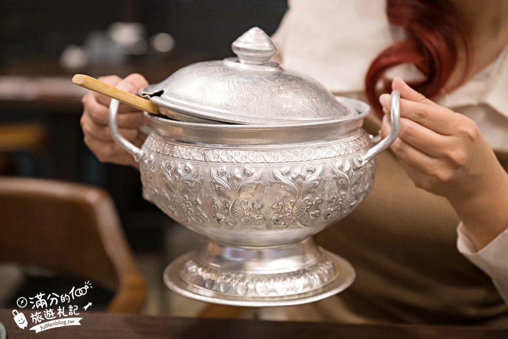 【泰鼎THA DING. 創意泰式料理】林口昕境廣場美食推薦.必吃金錢蝦餅.泰式酸辣生蝦&超鮮砲管! 【泰鼎THA DING. 創意泰式料理】林口昕境廣場美食推薦.必吃金錢蝦餅.泰式酸辣生蝦&超鮮砲管!