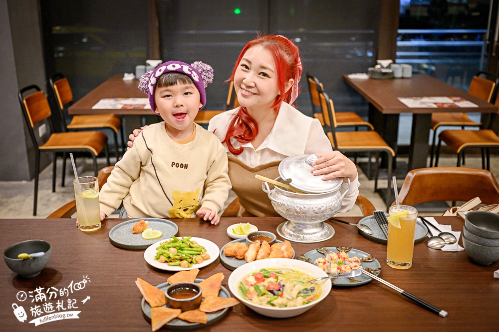 【泰鼎THA DING. 創意泰式料理】林口昕境廣場美食推薦.必吃金錢蝦餅.泰式酸辣生蝦&超鮮砲管! 【泰鼎THA DING. 創意泰式料理】林口昕境廣場美食推薦.必吃金錢蝦餅.泰式酸辣生蝦&超鮮砲管!