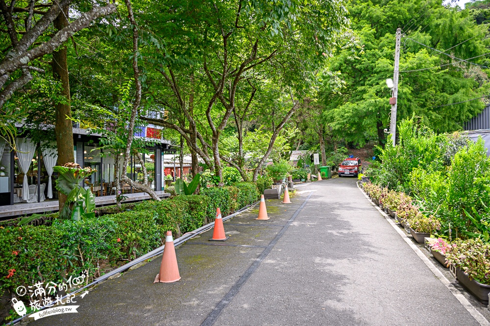 【土角厝水上庭園餐廳】南投埔里復古客家料理.水上旋轉餐廳超特別.還能漫步小橋和觀賞生態池! 【土角厝水上庭園餐廳】南投埔里復古客家料理.水上旋轉餐廳超特別.還能漫步小橋和觀賞生態池!