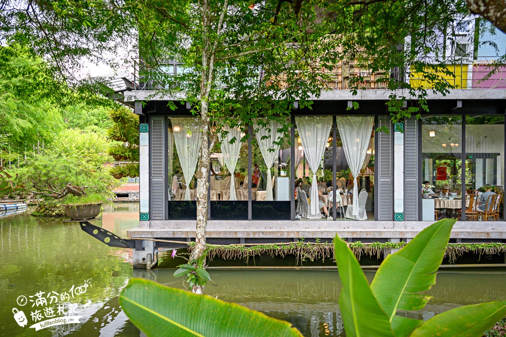 【土角厝水上庭園餐廳】南投埔里復古客家料理.水上旋轉餐廳超特別.還能漫步小橋和觀賞生態池! 【土角厝水上庭園餐廳】南投埔里復古客家料理.水上旋轉餐廳超特別.還能漫步小橋和觀賞生態池!