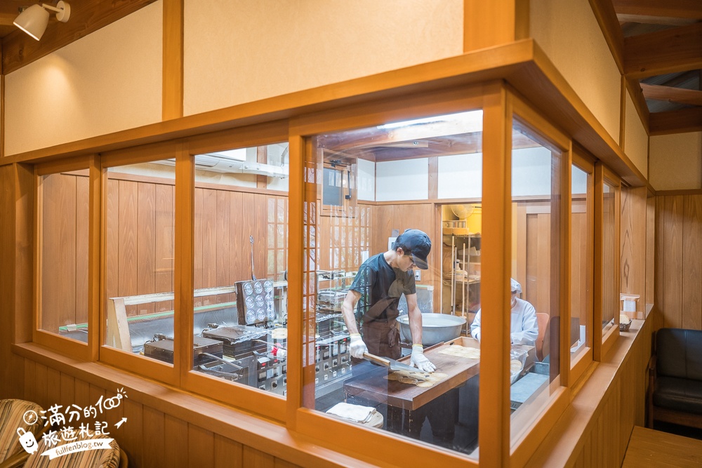 【六甲山滑雪場一日遊】大阪出發好玩的親子滑雪場.順遊有馬溫泉&神戶三田 Premium Outlets超精彩! 【六甲山滑雪場一日遊】大阪出發好玩的親子滑雪場.順遊有馬溫泉&神戶三田 Premium Outlets超精彩!