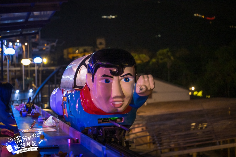 雲林古坑景點【華南天空之夜養生泡腳咖啡】250元泡腳看夜景送飲料,最新浪漫愛情橋,彎月相框拱門超好拍!