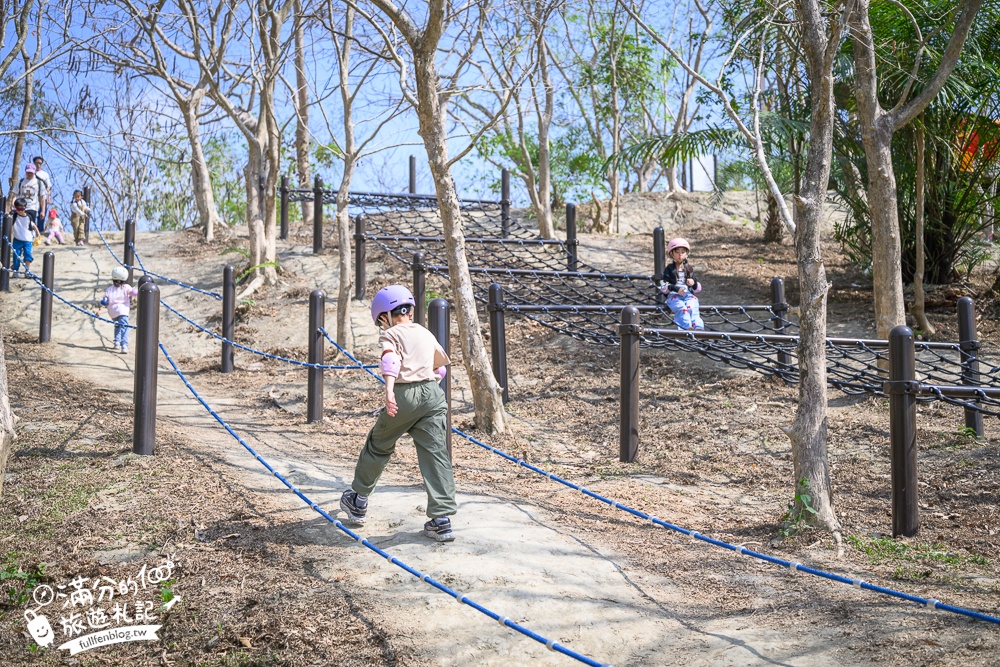 高雄景點【野森動物學校】最新門票資訊＆玩樂攻略!必玩沙丘部落和狐狸谷.與狐狸.狐獴.老鷹.土撥鼠近距離互動!