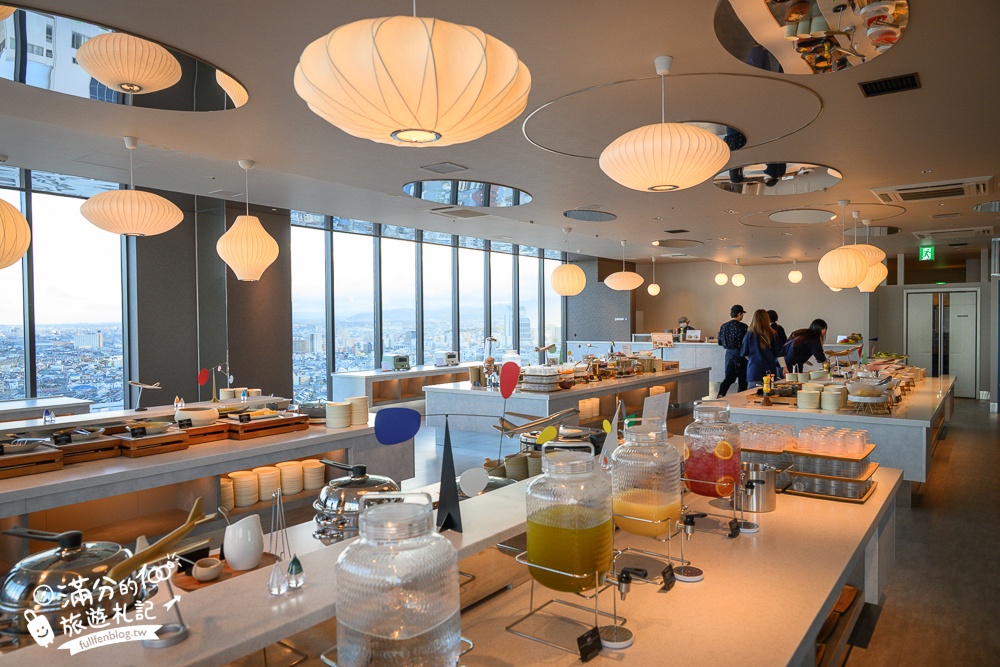【OMO關西機場by星野集團-完整開箱】大阪住宿推薦.近關西機場,到站即到飯店.有便利店.大浴場和景觀餐廳.房間有質感.設施超完善!