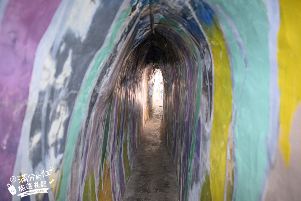 高雄【三桃山森林休閒園】台灣最早期的遊樂園創始地.100元門票玩到底.人氣高空腳踏車&超長溜滑梯!