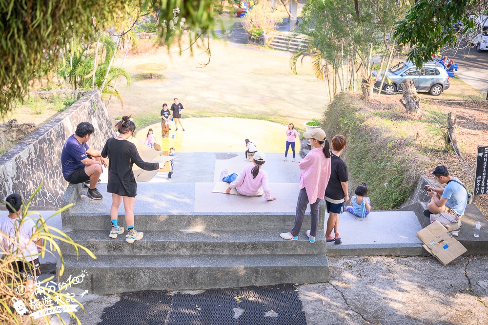 高雄【三桃山森林休閒園】台灣最早期的遊樂園創始地.100元門票玩到底.人氣高空腳踏車&超長溜滑梯!