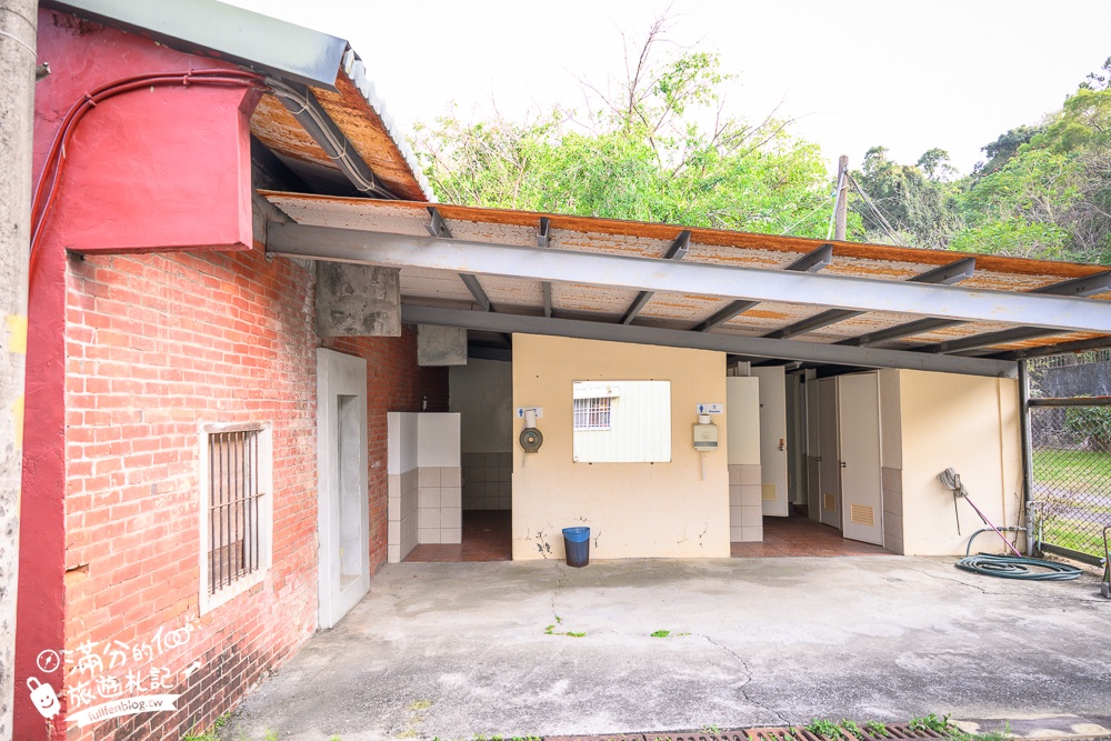 高雄【三桃山森林休閒園】台灣最早期的遊樂園創始地.100元門票玩到底.人氣高空腳踏車&超長溜滑梯!