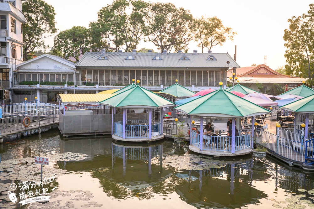 高雄【翠湖水上餐廳】超療癒湖畔熱炒土雞城,水上小火車送餐超吸睛,景色優美偽出國渡假氛圍!