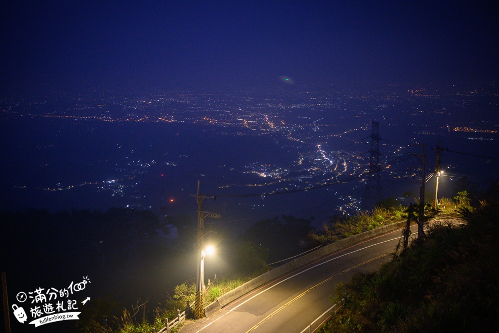 【太平雲梯夜間點燈時間】每週只開放一天星光通行,海拔1000公尺的星光大道,將星空和百萬夜景燈海盡收眼底!