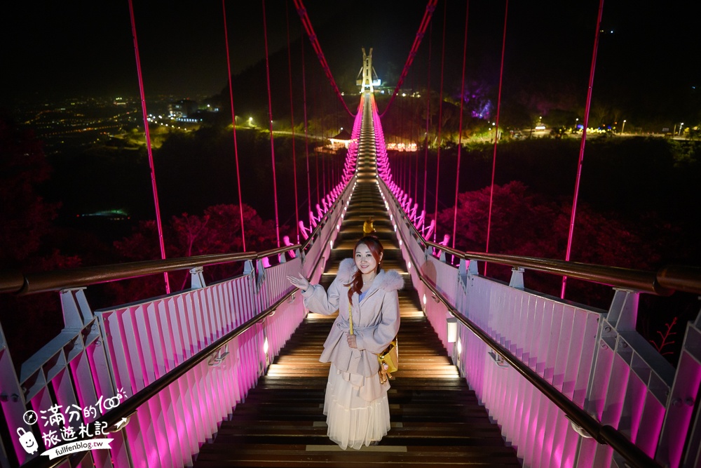 【太平雲梯夜間點燈時間】每週只開放一天星光通行,海拔1000公尺的星光大道,將星空和百萬夜景燈海盡收眼底!