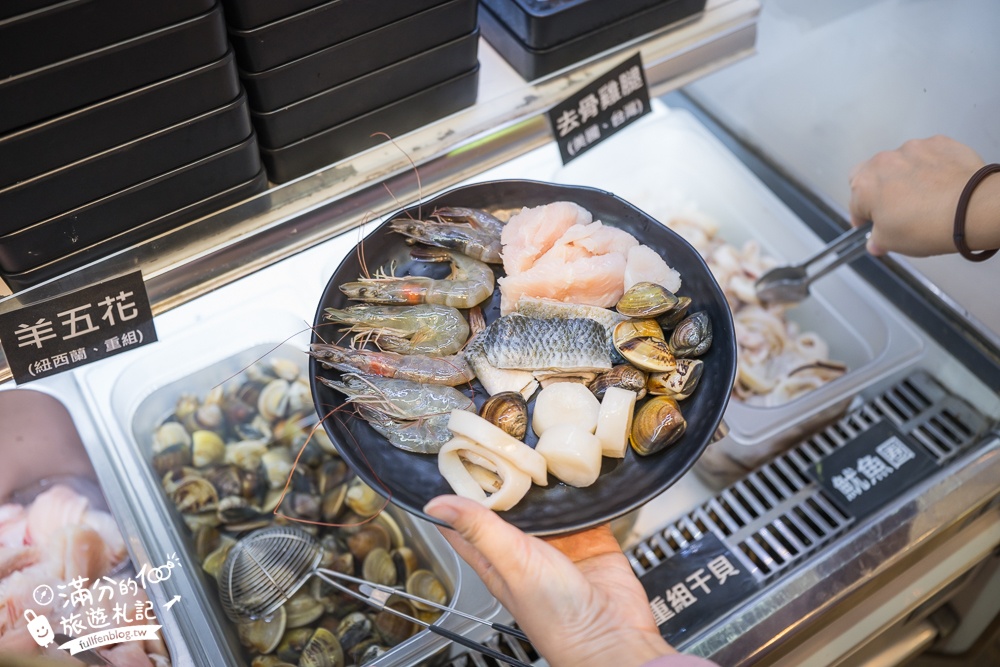 台中平價火鍋推薦【覓 · 鍋物】火鍋吃到飽只要$590,不收服務費,招牌櫻桃鴨一鴨四吃好驚艷,沒預約吃不到唷! 台中平價火鍋推薦【覓 · 鍋物】火鍋吃到飽只要$590,不收服務費,招牌櫻桃鴨一鴨四吃好驚艷,沒預約吃不到唷!