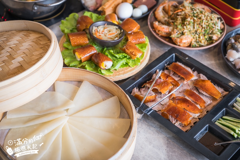 台中平價火鍋推薦【覓 · 鍋物】火鍋吃到飽只要$590,不收服務費,招牌櫻桃鴨一鴨四吃好驚艷,沒預約吃不到唷! 台中平價火鍋推薦【覓 · 鍋物】火鍋吃到飽只要$590,不收服務費,招牌櫻桃鴨一鴨四吃好驚艷,沒預約吃不到唷!