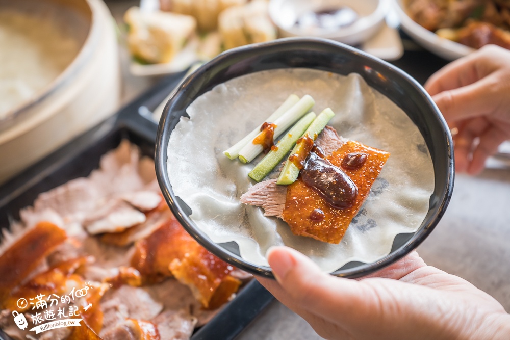 台中平價火鍋推薦【覓 · 鍋物】火鍋吃到飽只要$590,不收服務費,招牌櫻桃鴨一鴨四吃好驚艷,沒預約吃不到唷! 台中平價火鍋推薦【覓 · 鍋物】火鍋吃到飽只要$590,不收服務費,招牌櫻桃鴨一鴨四吃好驚艷,沒預約吃不到唷!