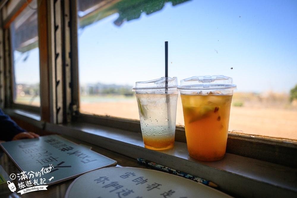 台中【新幹線列車站火車餐廳】在景觀火車上用餐.賞櫻花.看火車.玩兒童遊戲區!