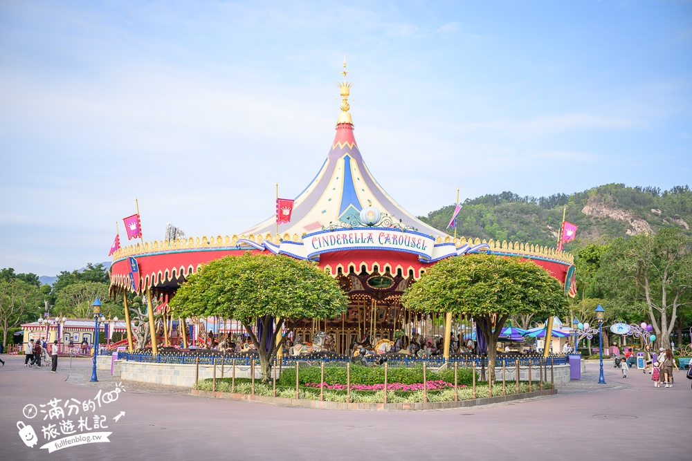 【2026香港迪士尼樂園攻略】哪類人必買快速通關迪士尼尊享卡,提前一小時入園優勢是什麼?加碼必看遊行和精彩煙火秀.親子同行這樣安排超輕鬆! 【2026香港迪士尼樂園攻略】哪類人必買快速通關迪士尼尊享卡,提前一小時入園優勢是什麼?加碼必看遊行和精彩煙火秀.親子同行這樣安排超輕鬆!