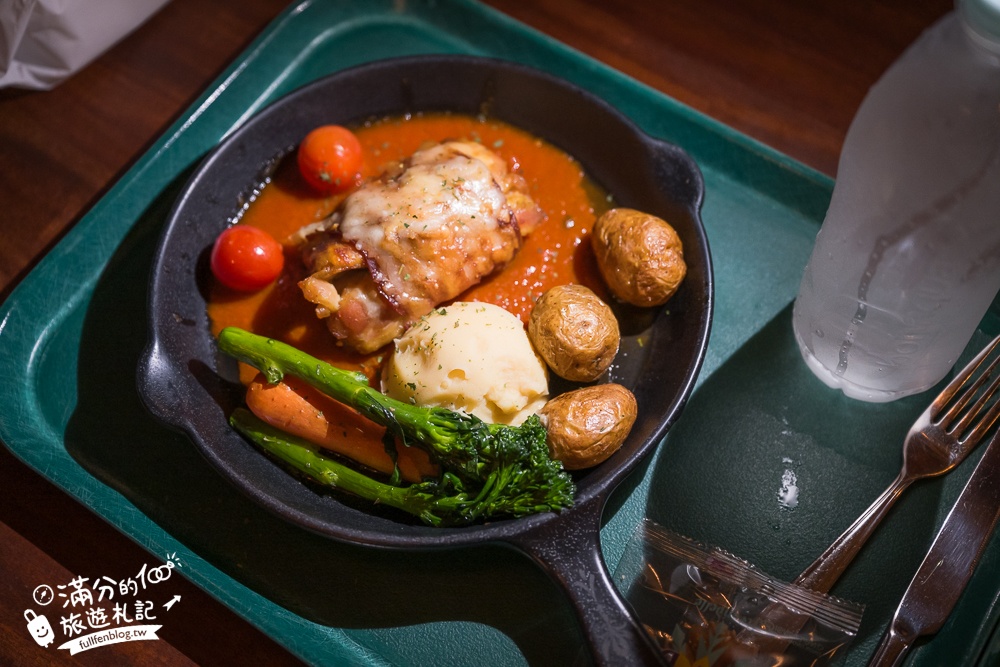 【2026香港迪士尼樂園攻略】哪類人必買快速通關迪士尼尊享卡,提前一小時入園優勢是什麼?加碼必看遊行和精彩煙火秀.親子同行這樣安排超輕鬆! 【2026香港迪士尼樂園攻略】哪類人必買快速通關迪士尼尊享卡,提前一小時入園優勢是什麼?加碼必看遊行和精彩煙火秀.親子同行這樣安排超輕鬆!