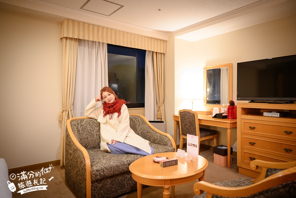 【金澤景點一日遊】TOP7金澤景點推薦,必逛金澤車站.東茶屋街.兼六園.近江町市場~金箔的故鄉玩樂攻略! 【金澤景點一日遊】TOP7金澤景點推薦,必逛金澤車站.東茶屋街.兼六園.近江町市場~金箔的故鄉玩樂攻略!