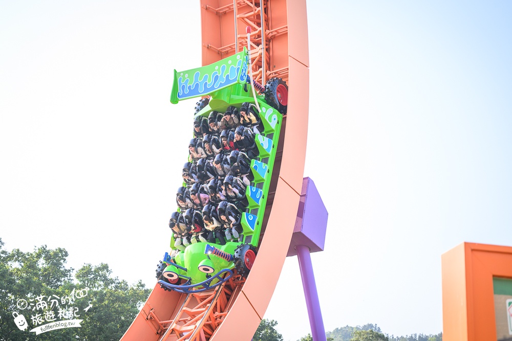 【2026香港迪士尼樂園攻略】哪類人必買快速通關迪士尼尊享卡,提前一小時入園優勢是什麼?加碼必看遊行和精彩煙火秀.親子同行這樣安排超輕鬆! 【2026香港迪士尼樂園攻略】哪類人必買快速通關迪士尼尊享卡,提前一小時入園優勢是什麼?加碼必看遊行和精彩煙火秀.親子同行這樣安排超輕鬆!